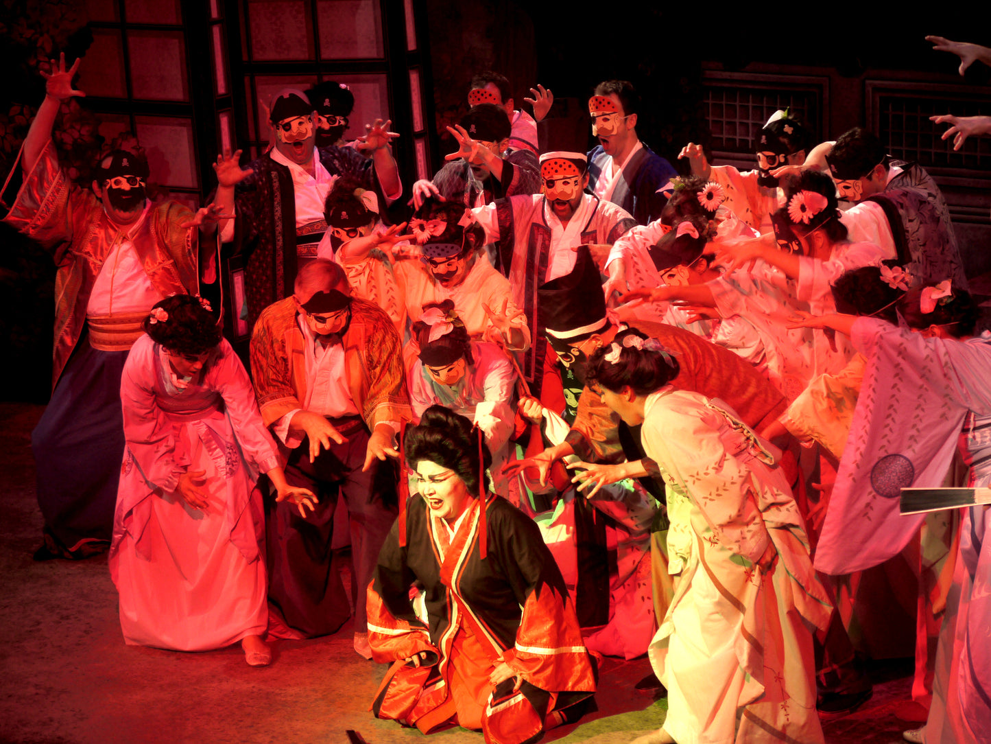 The Mikado, National G&S Opera Company - 2012 DVD